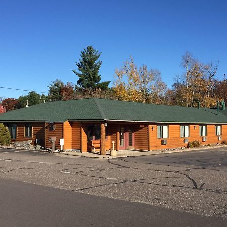 Northwoods Inn & Suites Minocqua Exteriör bild