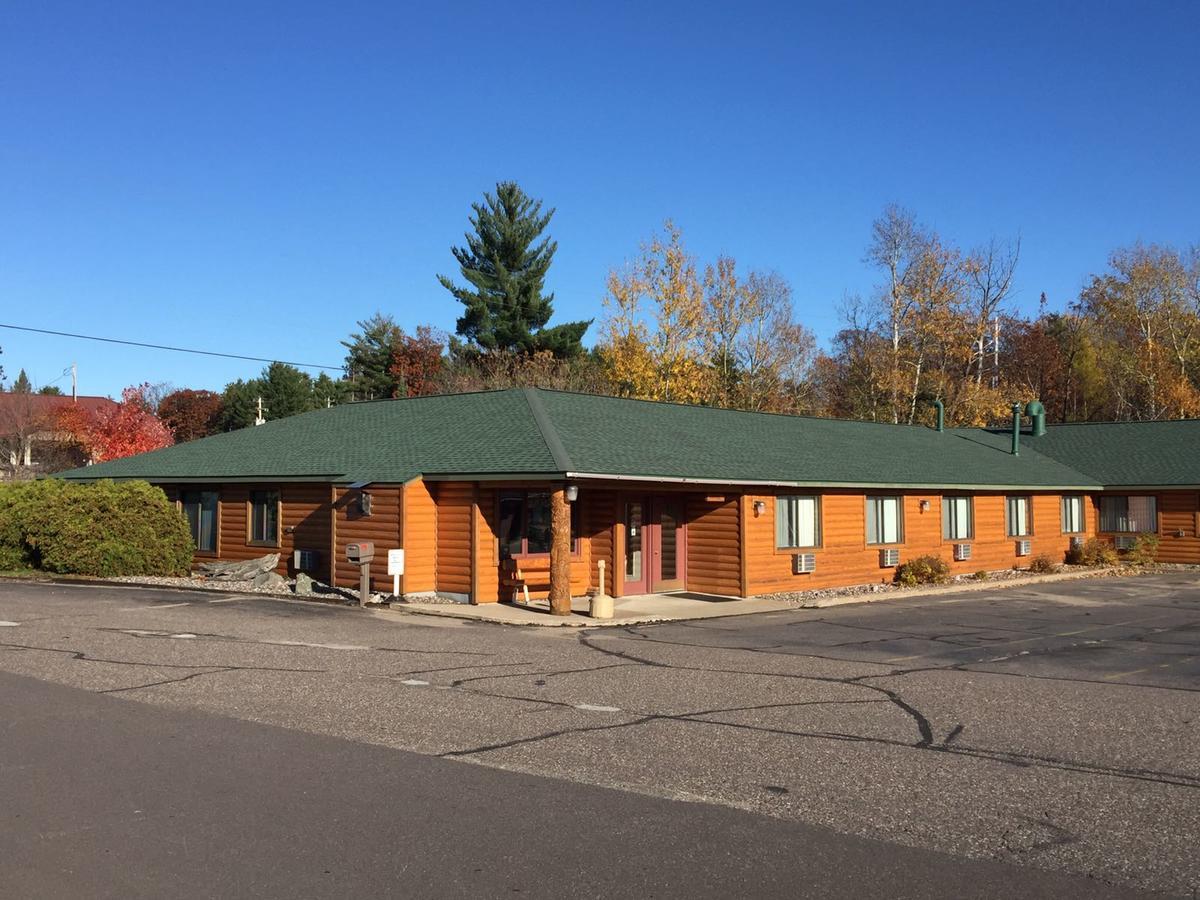 Northwoods Inn & Suites Minocqua Exteriör bild